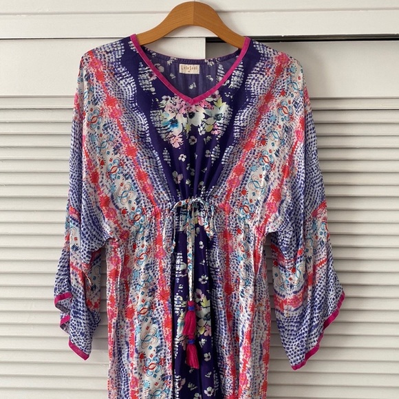 Vibrant Maxi dress with pockets - Picture 1 of 11